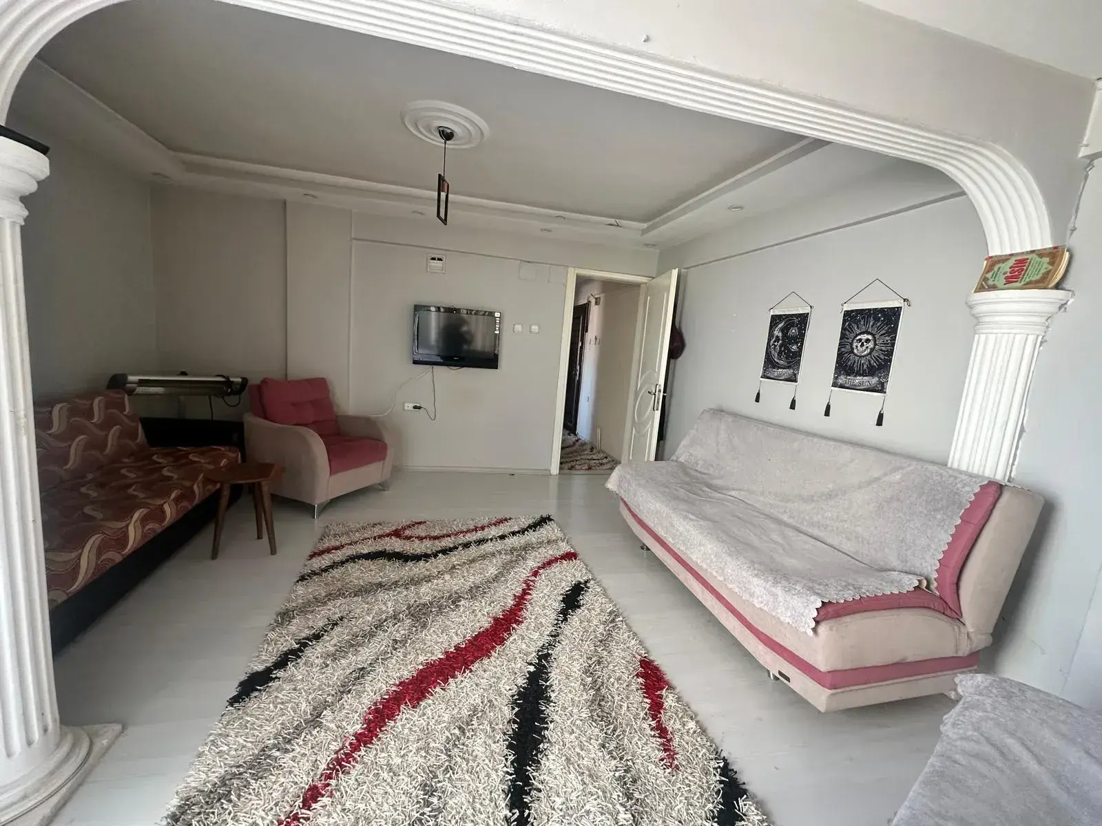 PARKALTI CAAMİ CİVARI SATILIK DAİRE