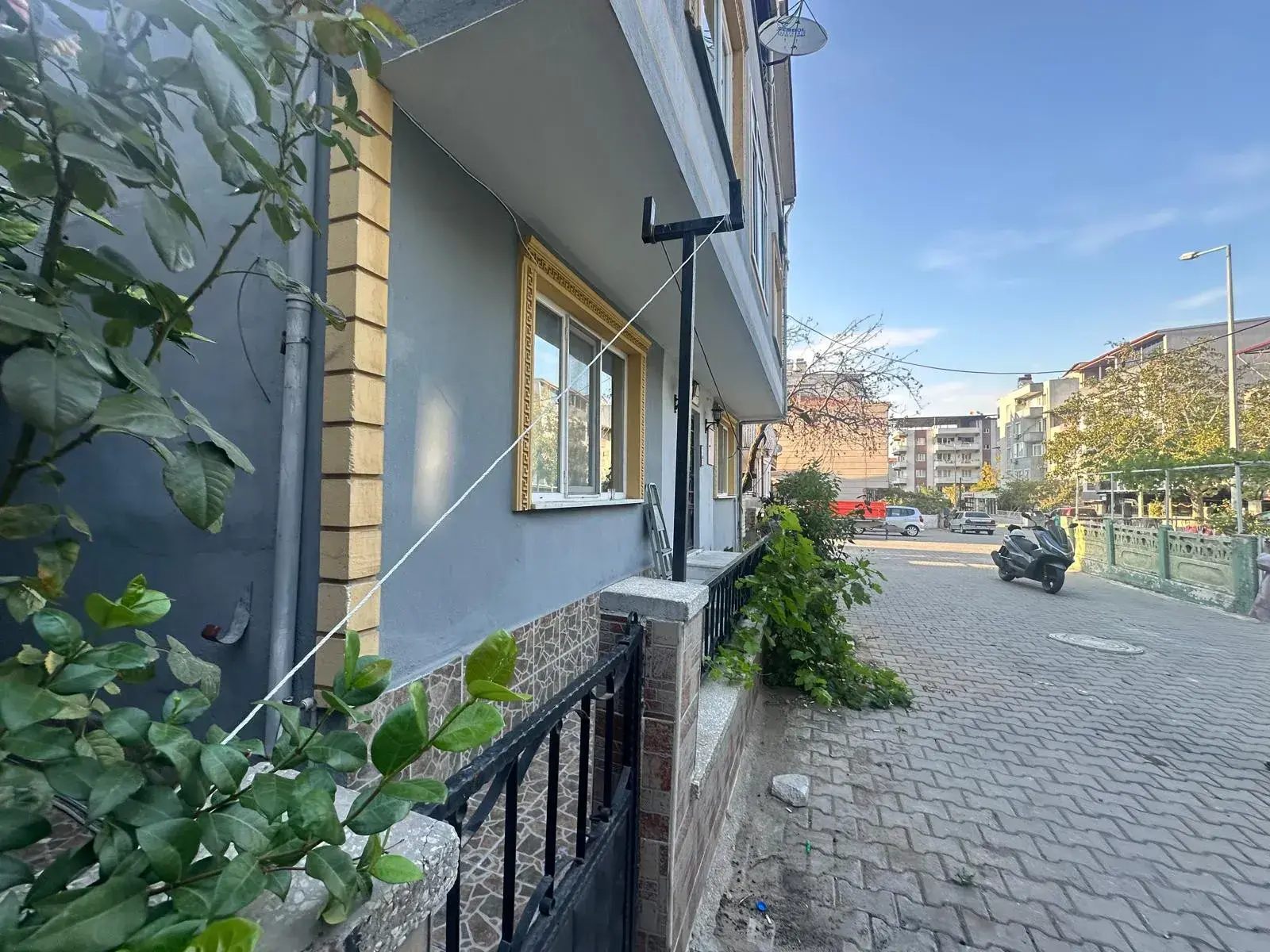 c6367867-d186-412d-8e4b-3946f202521c NAKLİYECİLER OKULU CİVARI SATILIK MÜSTAKİL