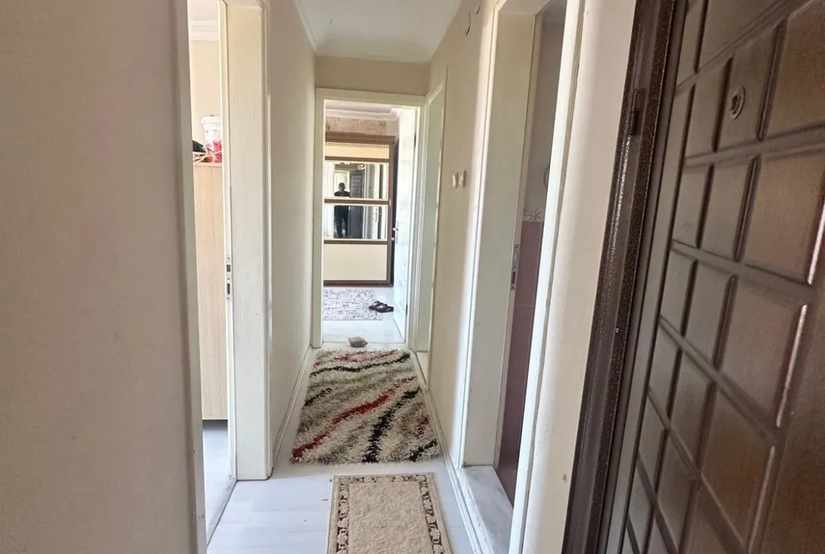 PARKALTI CAAMİ CİVARI SATILIK DAİRE