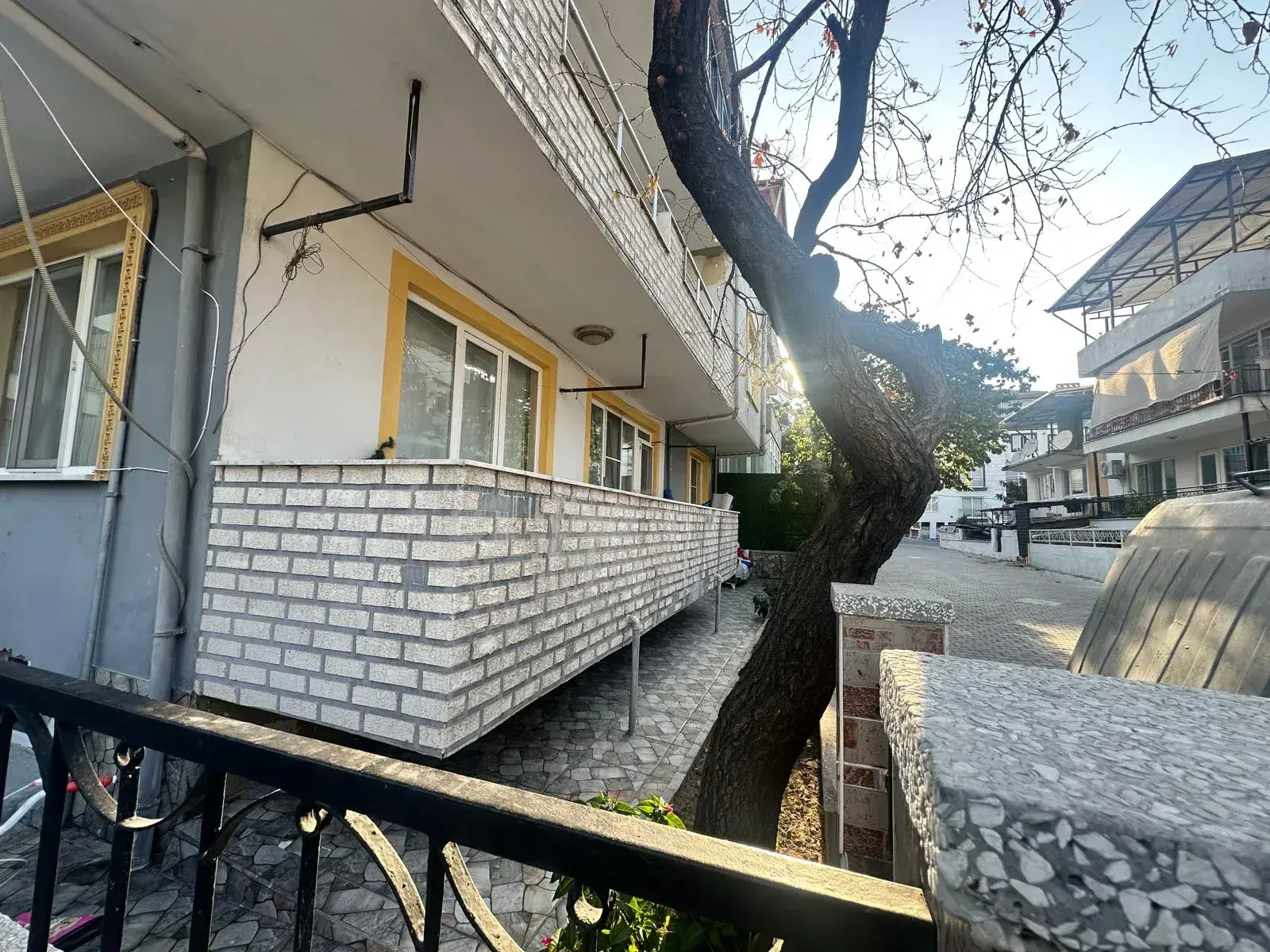 d9723aa0-8857-4650-a116-840202b530be NAKLİYECİLER OKULU CİVARI SATILIK MÜSTAKİL