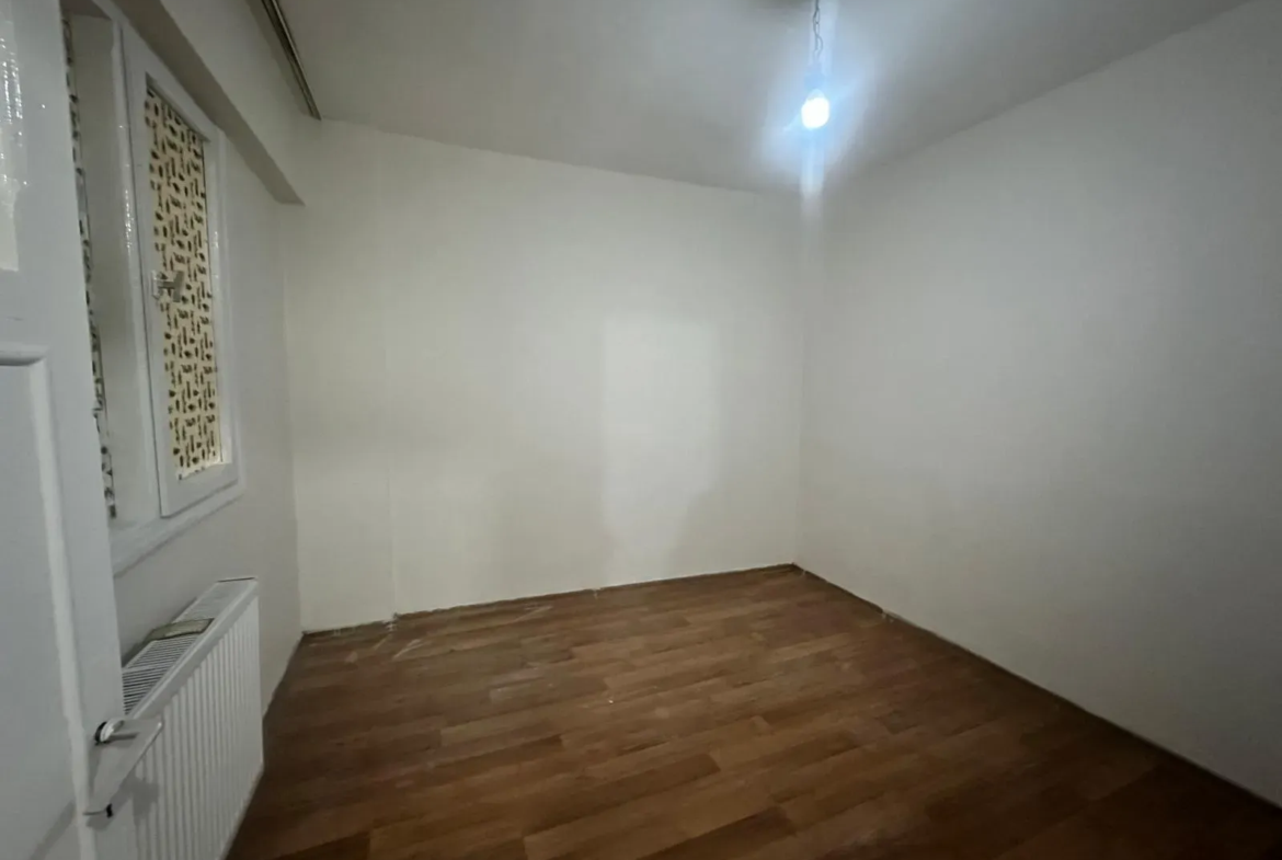 ATATÜRK CADDESİNDE SATILIK DAİRE