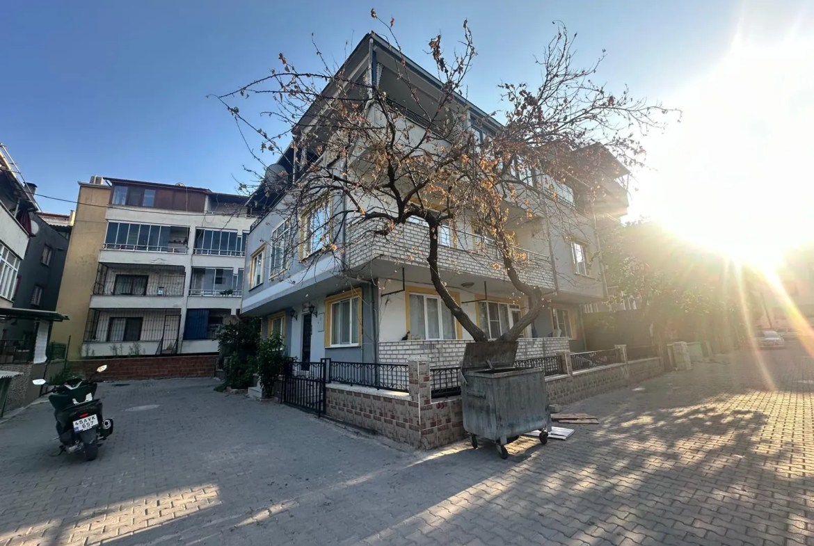 NAKLİYECİLER OKULU CİVARI SATILIK MÜSTAKİL
