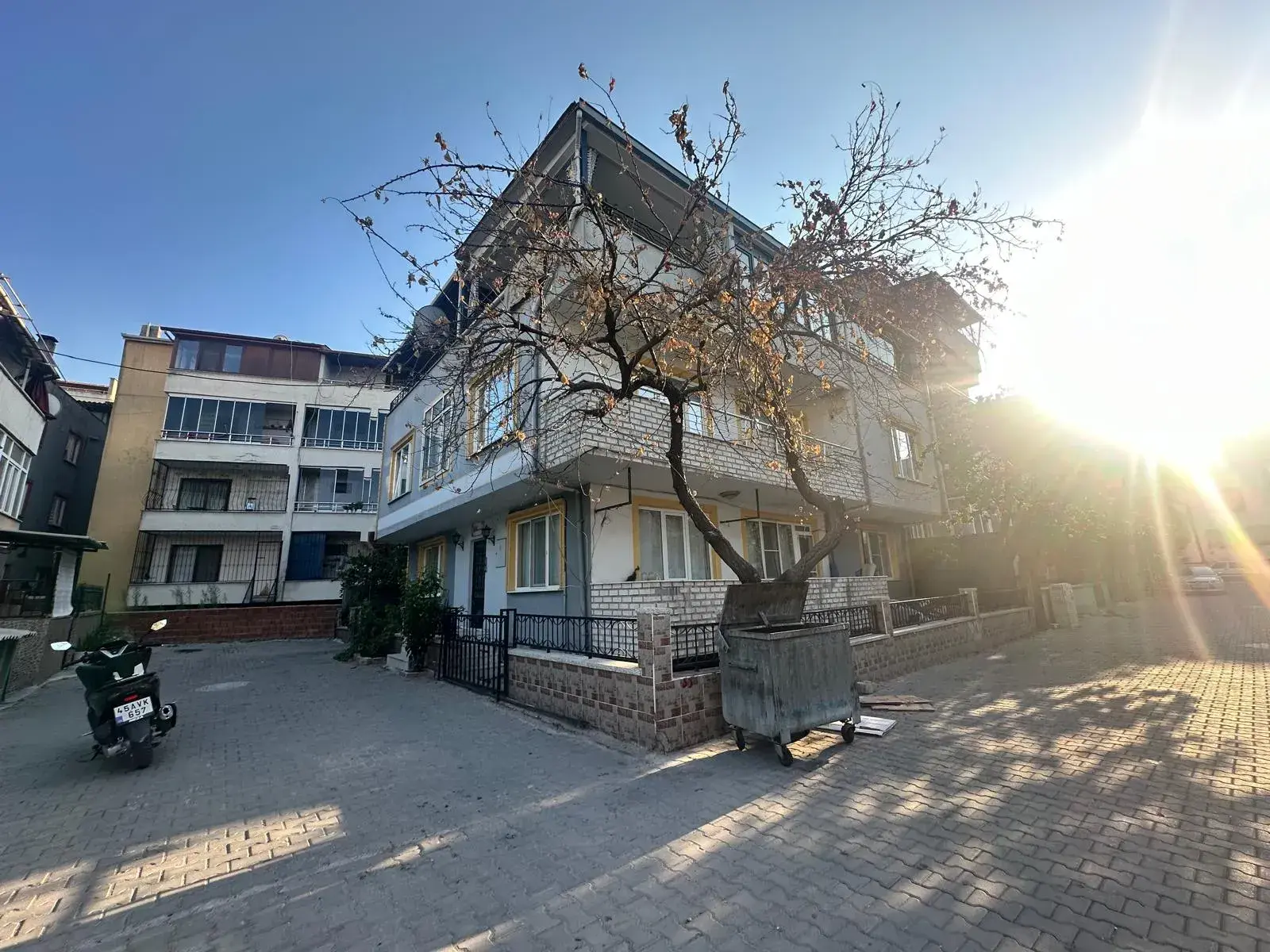 ec18bbaf-74be-4498-93f8-0481f22f1c23 NAKLİYECİLER OKULU CİVARI SATILIK MÜSTAKİL