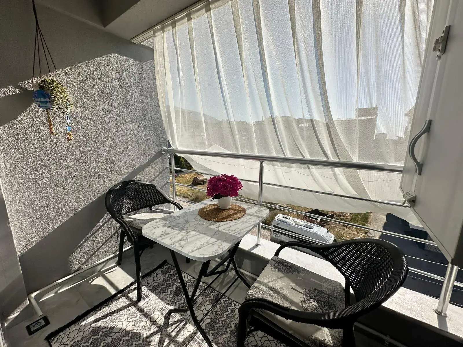 TURGUTALP MAHALLESİ GÖZ FER HASTANESİ CİVARI SATILIK DAİRE