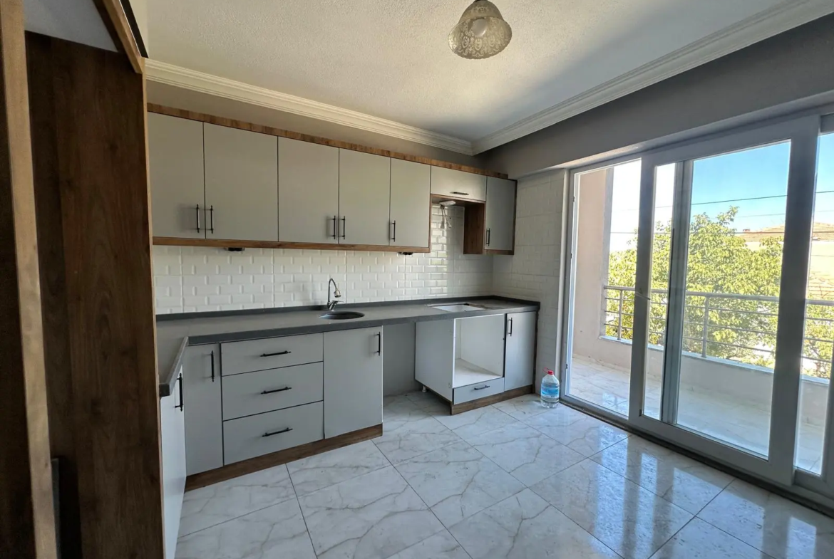 13 EYLÜL MAHALLESİ PRESTİJ CADDESİ CİVARI SATILIK DAİRE