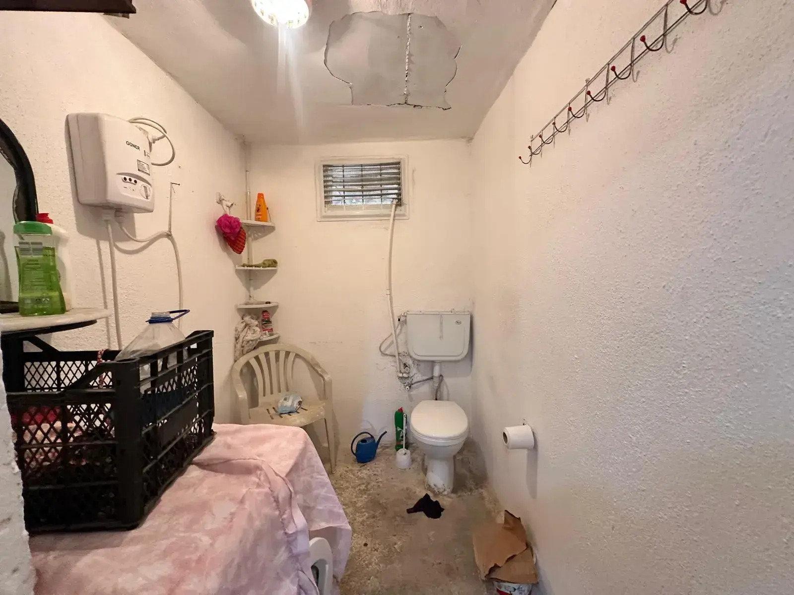 BÜYÜKIŞIKLAR MAHALLESİNDE YOLA SIFIR ZEYTİNLİK