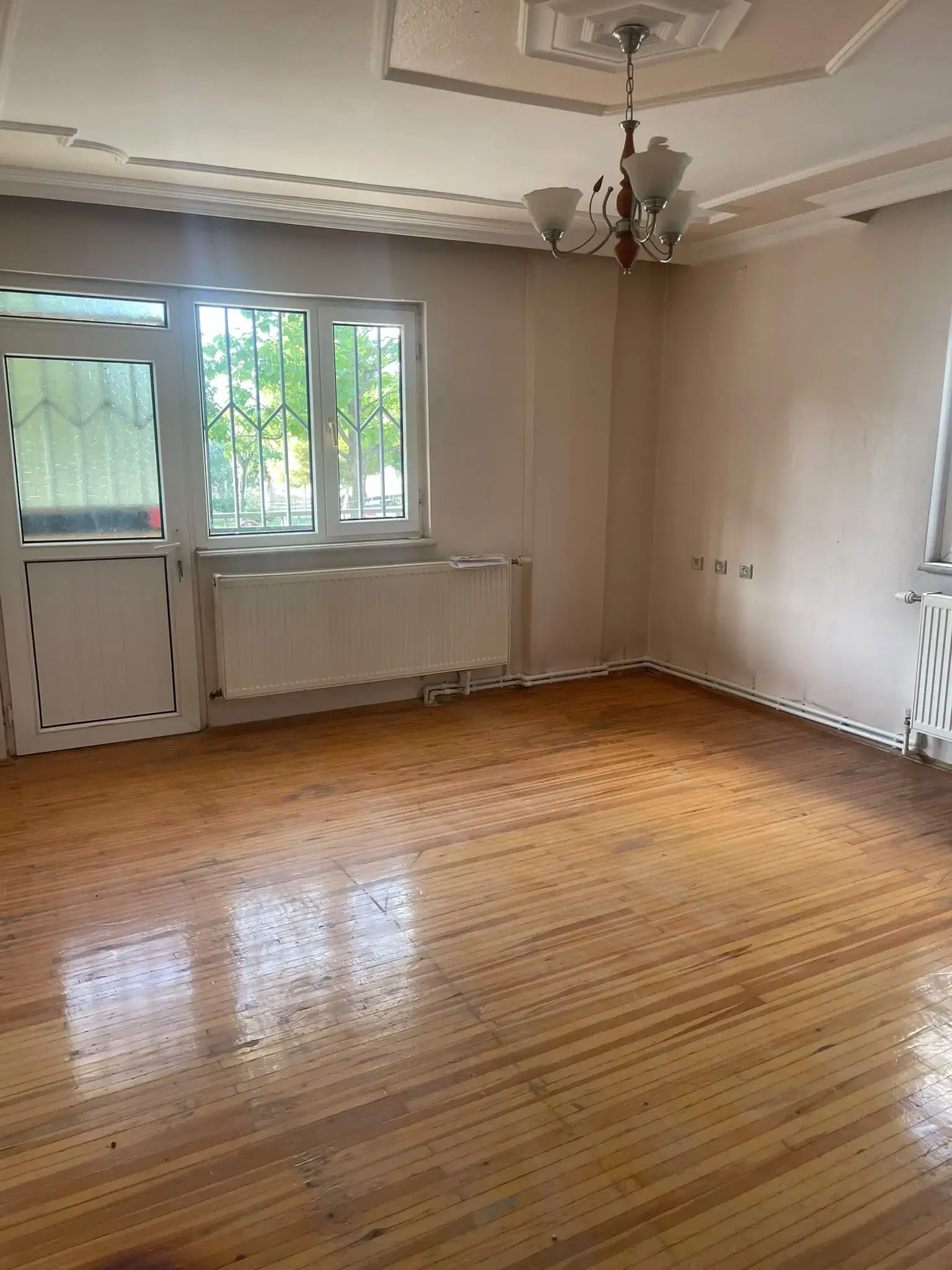 13 EYLÜL MAHALLESİNDE KİRALIK DAİRE