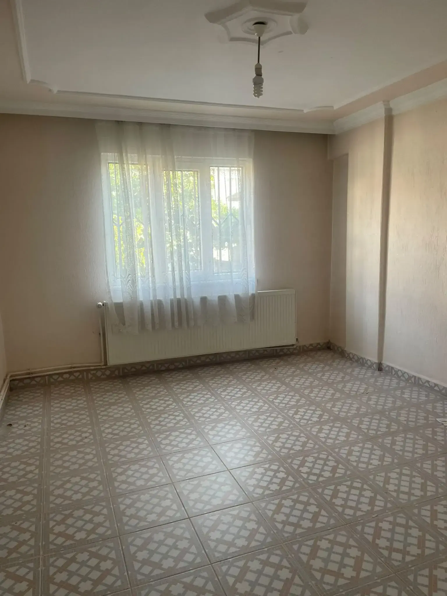 13 EYLÜL MAHALLESİNDE KİRALIK DAİRE