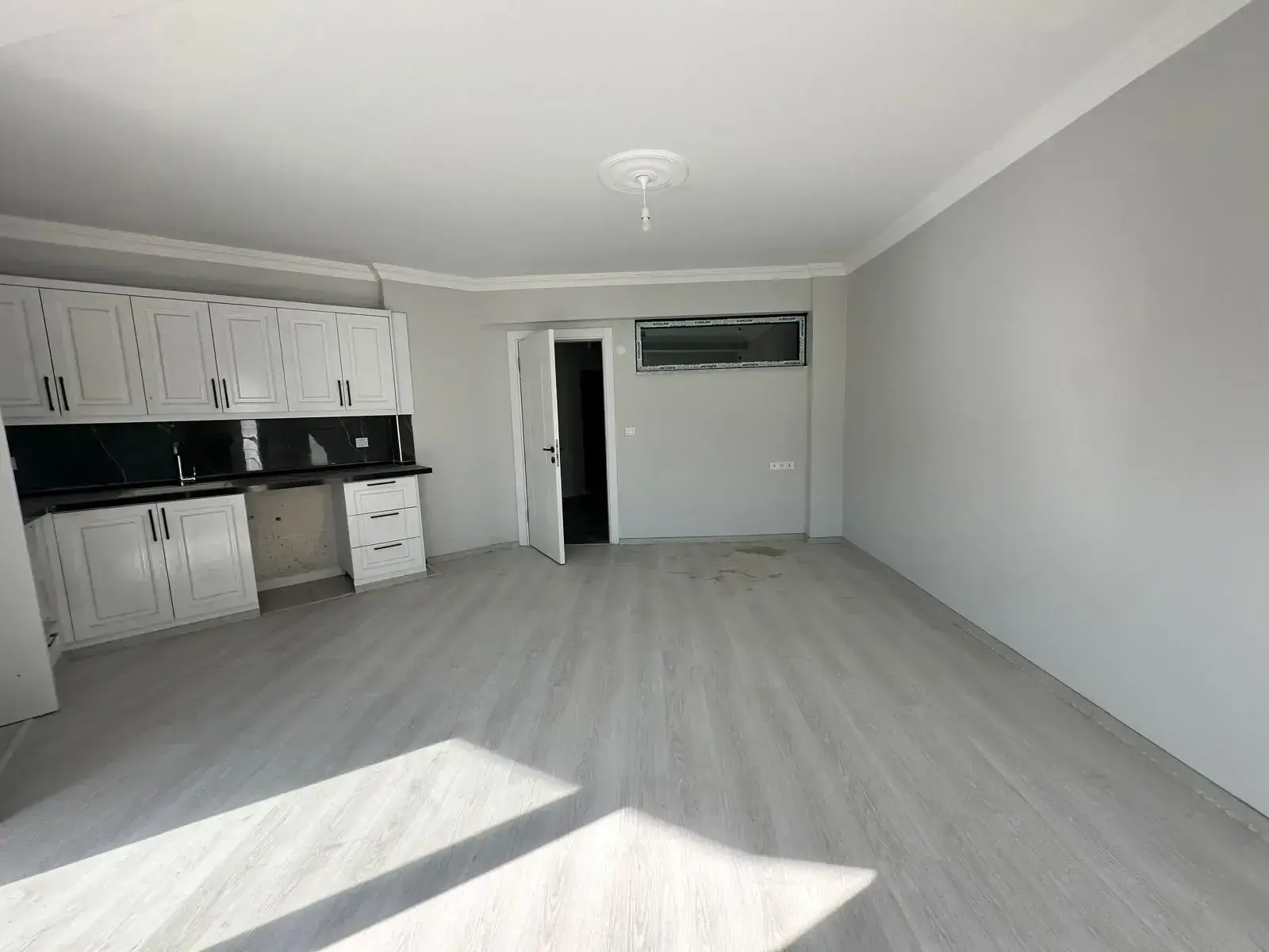 ATATÜRK MAHALLESİ CUMA PAZARI CİVARI SATILIK DAİRE