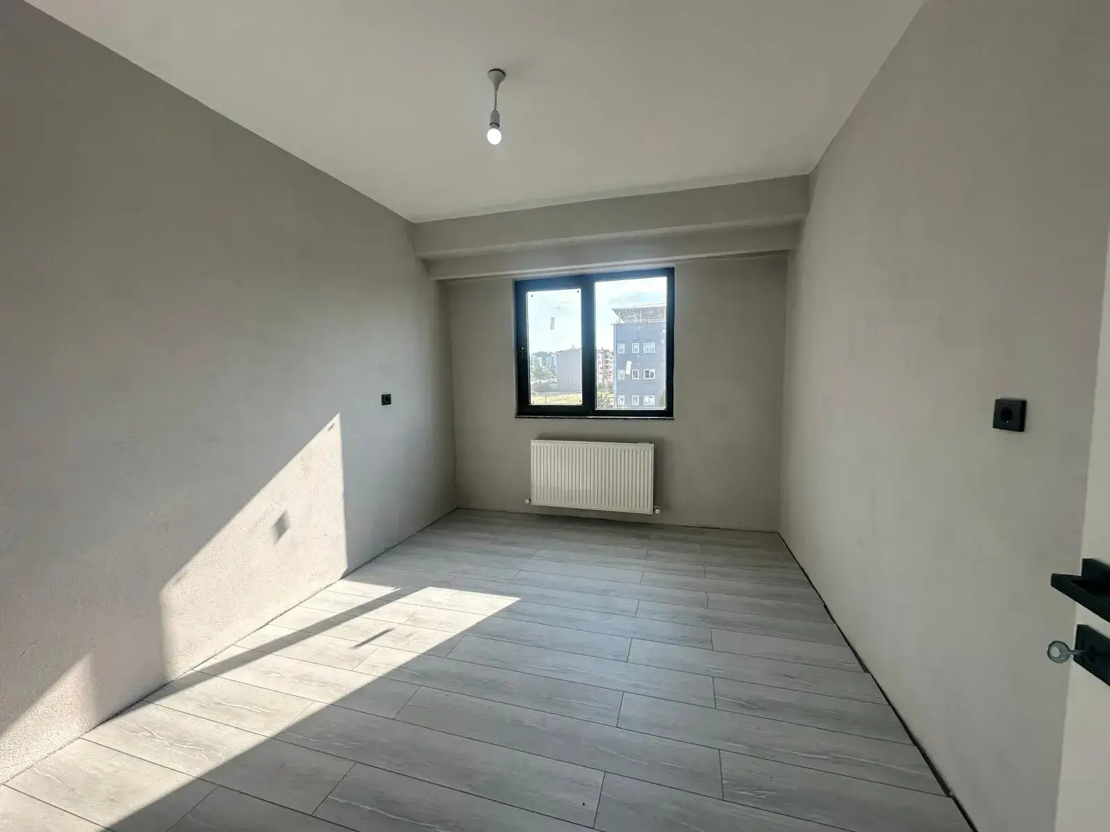 TURGUTALP MAHALLESİ FER GÖZ CİVARI KİRALIK DAİRE
