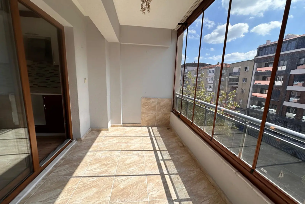 ATATÜRK MAHALLESİ SÜRAT KARGO ÜZERİ KİRALIK DAİRE
