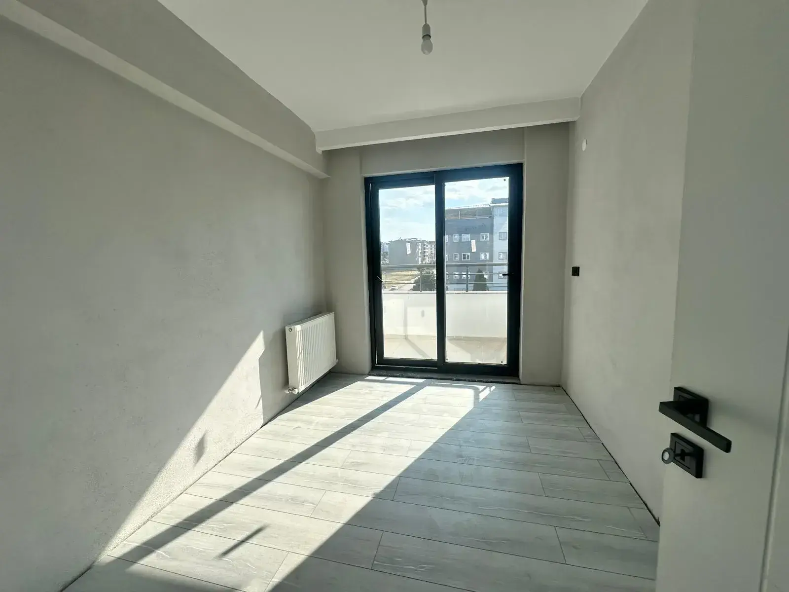 TURGUTALP MAHALLESİ FER GÖZ CİVARI KİRALIK DAİRE