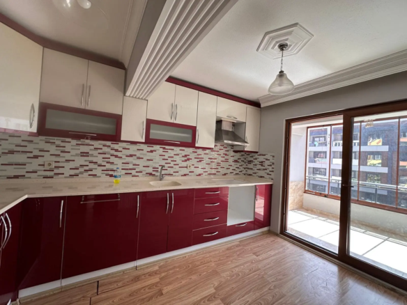 ATATÜRK MAHALLESİ SÜRAT KARGO ÜZERİ KİRALIK DAİRE