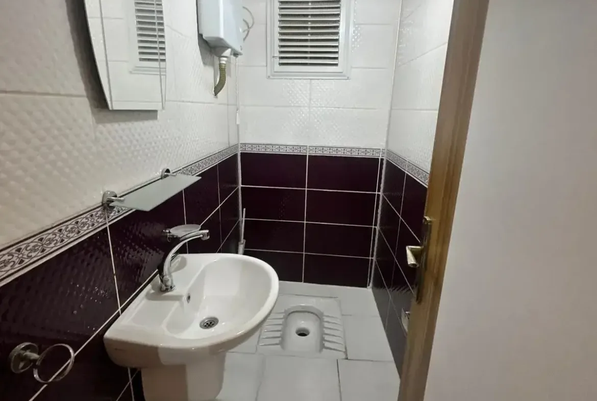 MUZAFFER TEZCAN CADDESİ SANAYİ YOLU ÜZERİNDE SATILIK TERASLI DAİRE