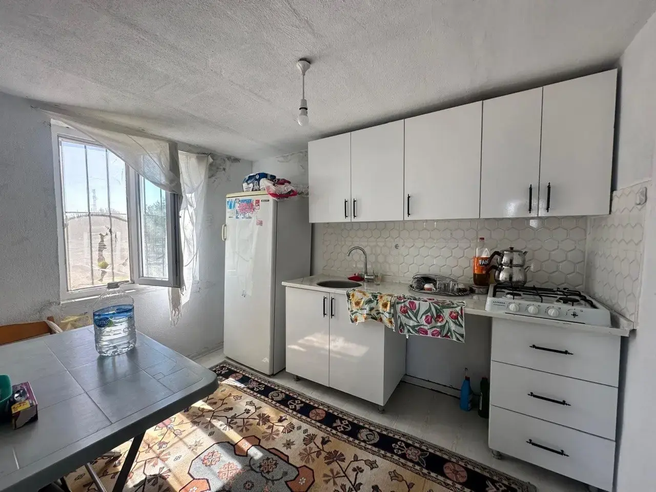 SOMA DUALAR'DA 12.350 M² SATILIK TARLA VE EV