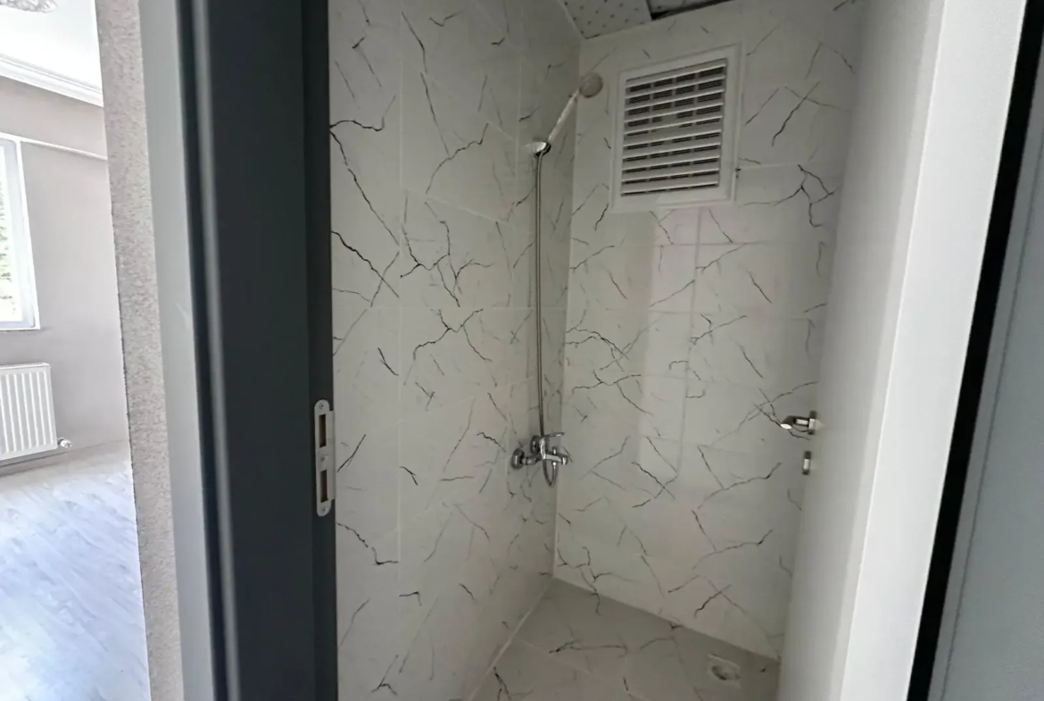 13 EYLÜL MAHALLESİ PRESTİJ CADDESİ CİVARI SATILIK DAİRE