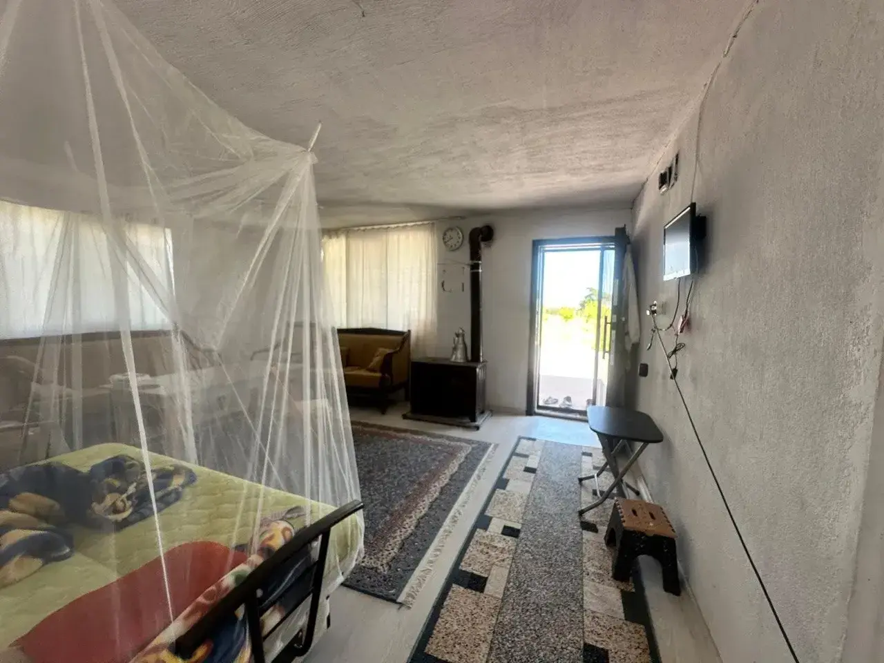 SOMA DUALAR'DA 12.350 M² SATILIK TARLA VE EV