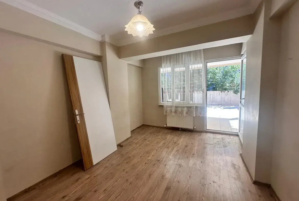 MUZAFFER TEZCAN CADDESİ SANAYİ YOLU ÜZERİNDE SATILIK TERASLI DAİRE