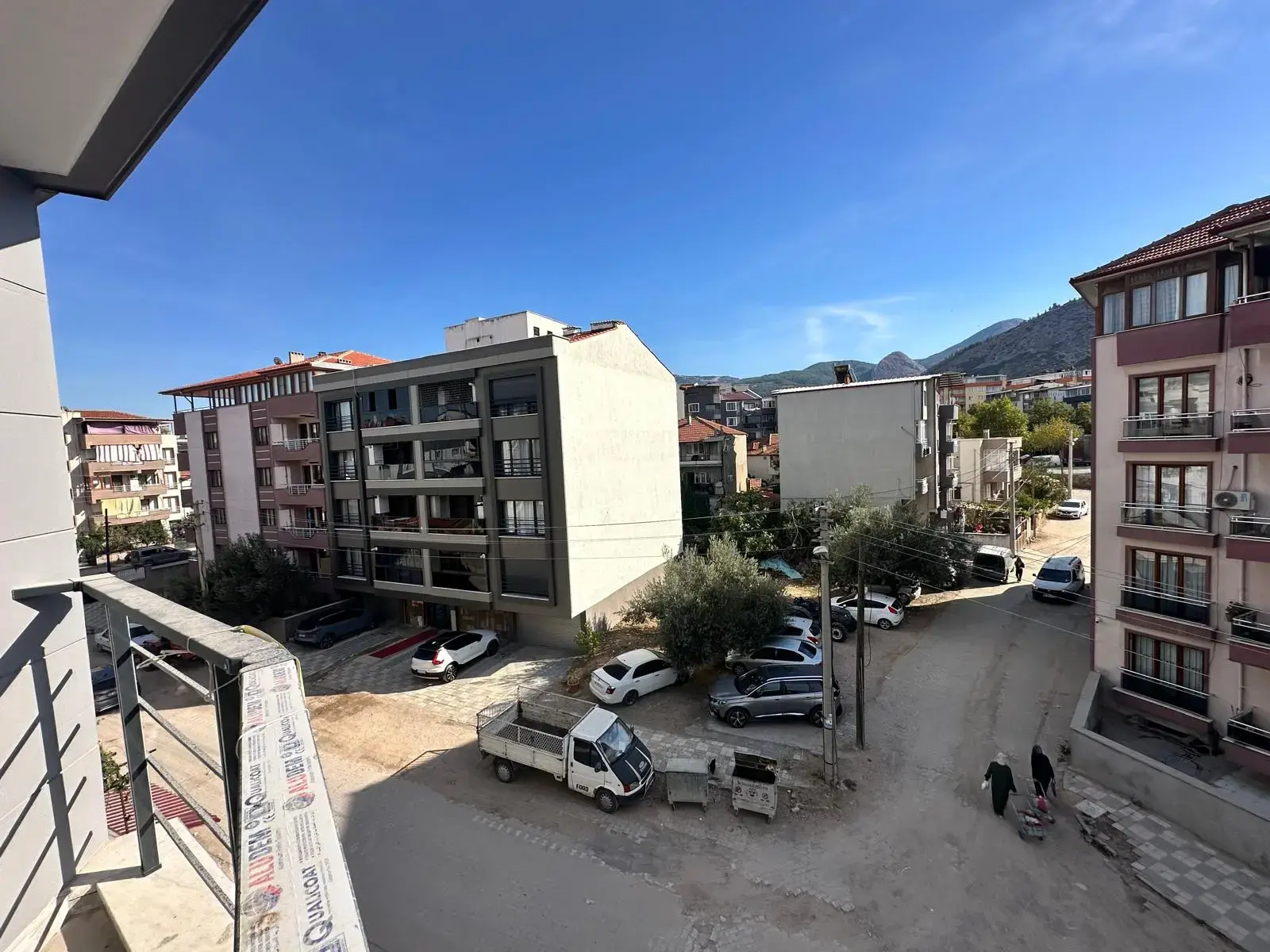 ATATÜRK MAHALLESİ CUMA PAZARI CİVARI SATILIK DAİRE