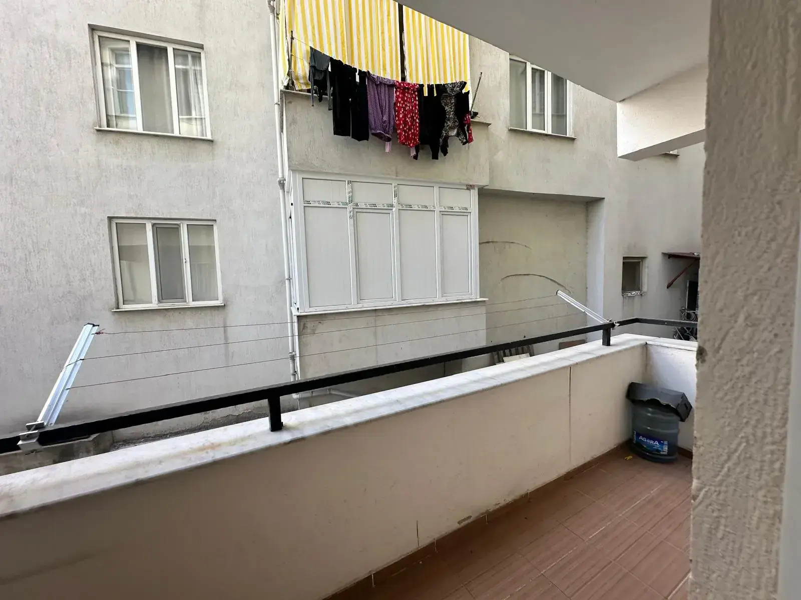 KURTULUŞ MAHALLESİ ESKİ ACİL ARKASI KİRALIK DAİRE