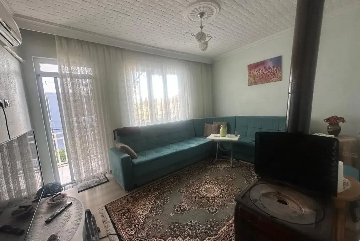 13 EYLÜL MAHALLESİ YENİ MÜESSESE KARŞISI SATILIK MÜSTAKİL EV