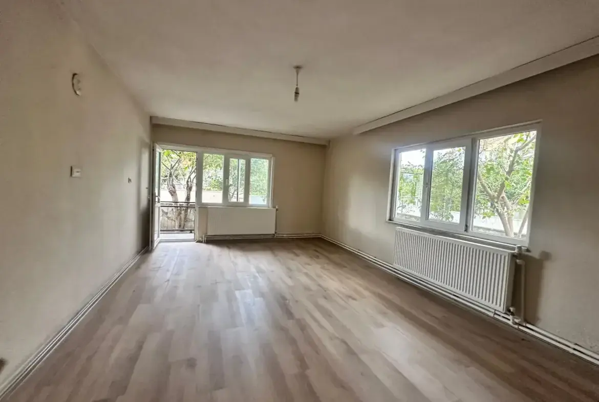 ZAFER MAHALLESİ TREN GARI CİVARI KİRALIK DAİRE