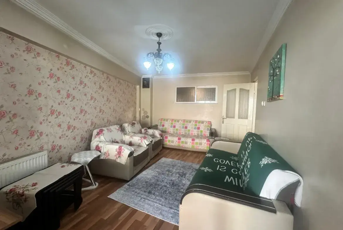 MERKEZDE FATİH CADDESİNE CEPHE SATILIK DAİRE