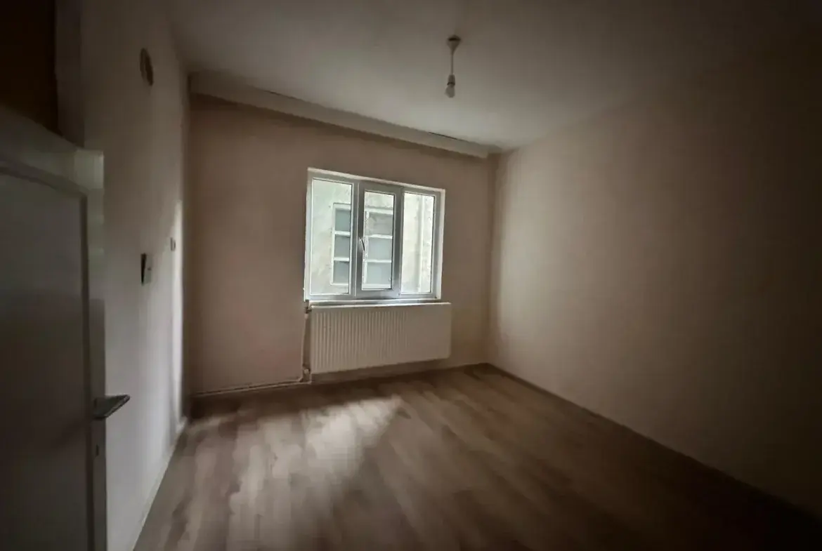 ZAFER MAHALLESİ TREN GARI CİVARI KİRALIK DAİRE