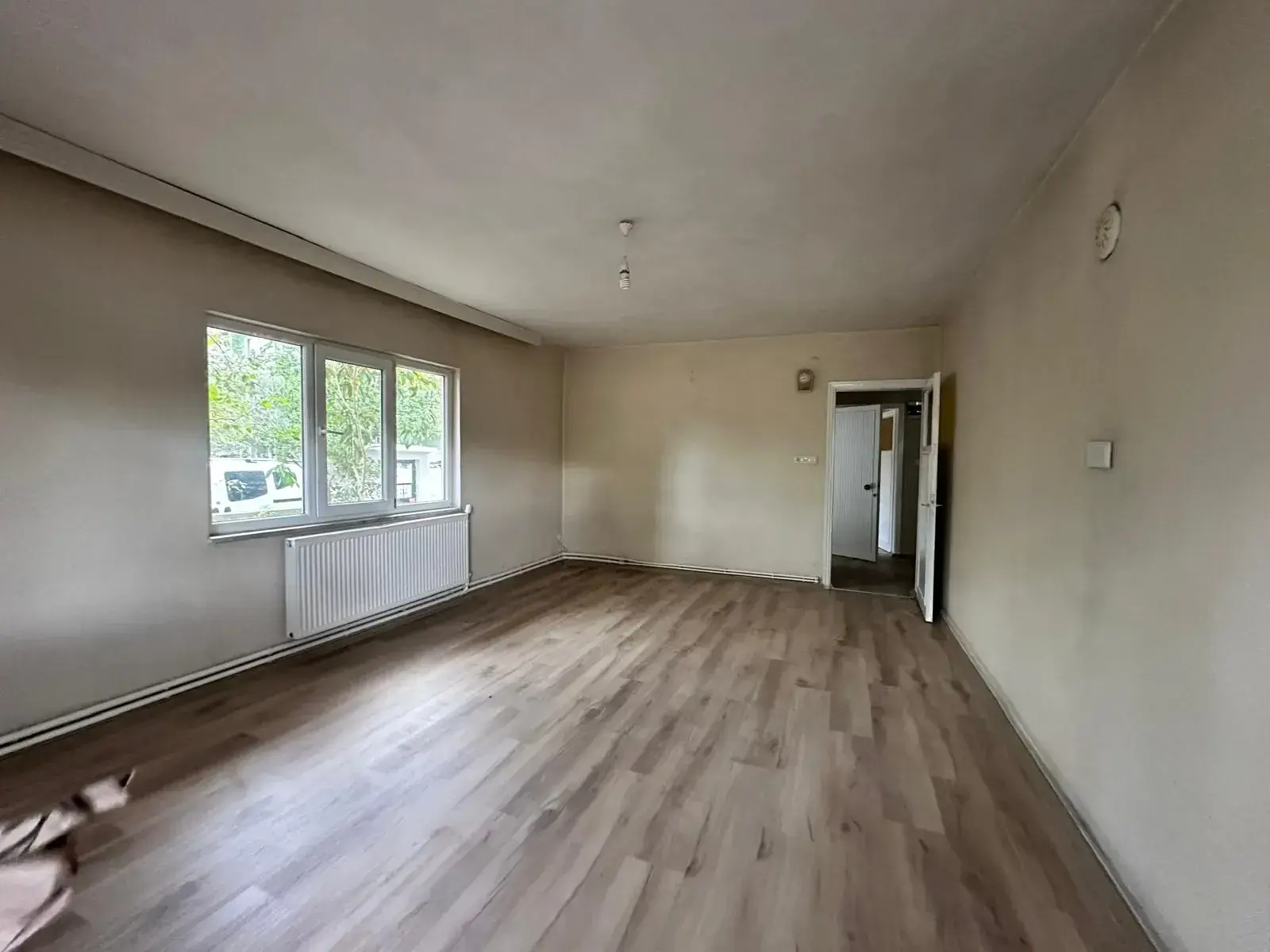 ZAFER MAHALLESİ TREN GARI CİVARI KİRALIK DAİRE