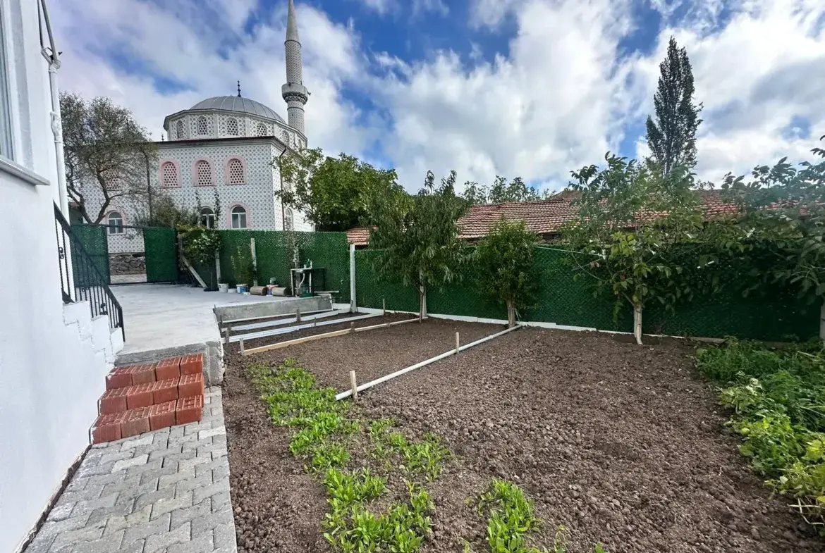SAVAŞTEPE MİNNETLER KÖYÜNDE SATILIK MÜSTAKİL EV