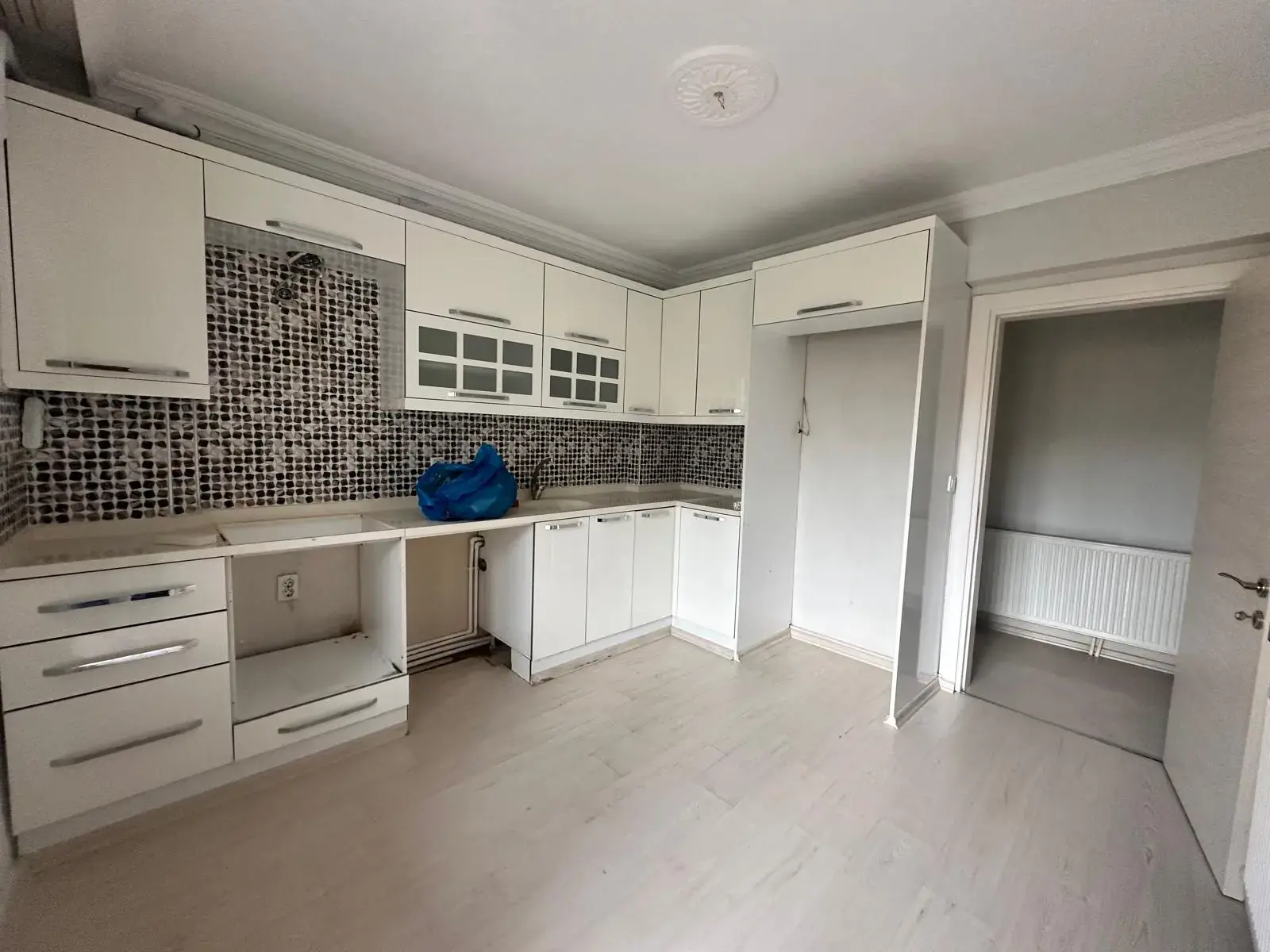 KURTULUŞ MAHALLESİ BÜYÜK MİGROS CİVARI SATILIK DAİRE