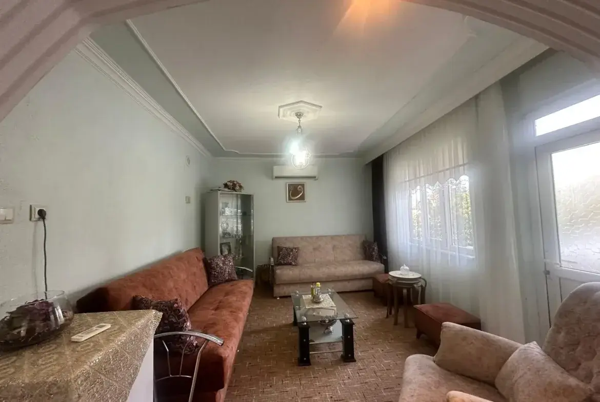 13 EYLÜL MAHALLESİ YENİ MÜESSESE KARŞISI SATILIK MÜSTAKİL EV