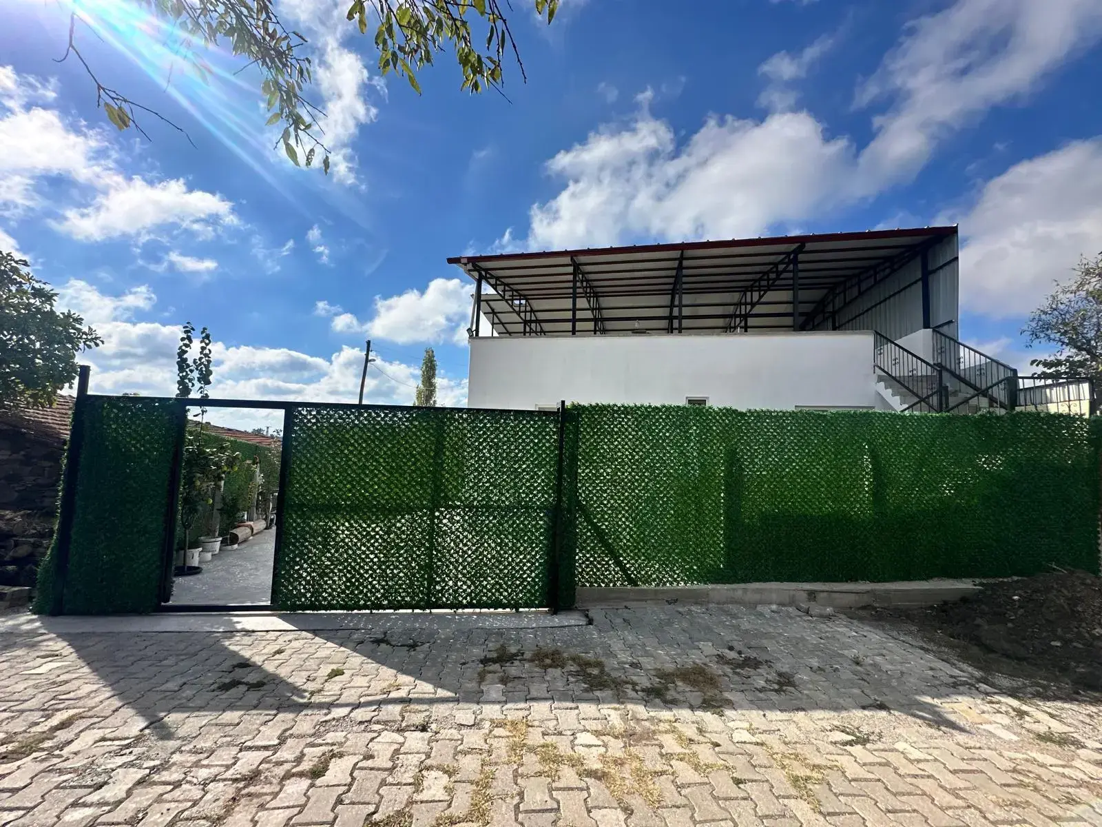 SAVAŞTEPE MİNNETLER KÖYÜNDE SATILIK MÜSTAKİL EV