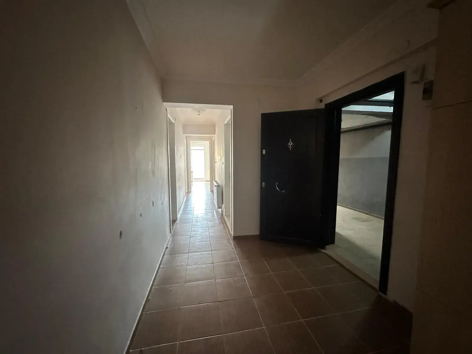 KURTULUŞ MAHALLESİ ESKİ ACİL ARKASI KİRALIK DAİRE