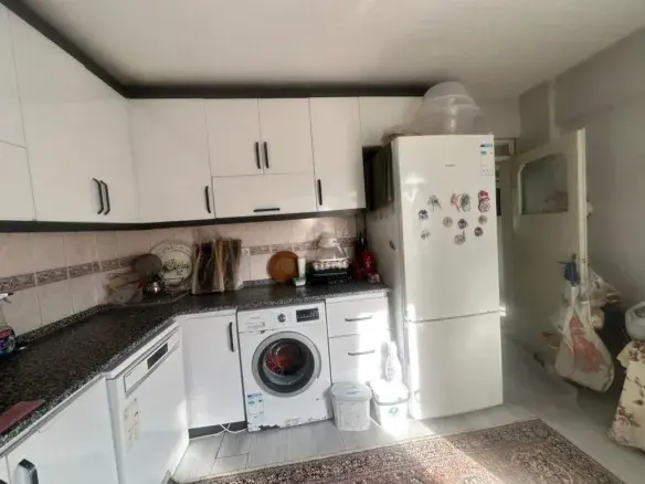 HÜRRİYET MAHALLESİ SANAYİ MEVKİNDE SATILIK DAİRE