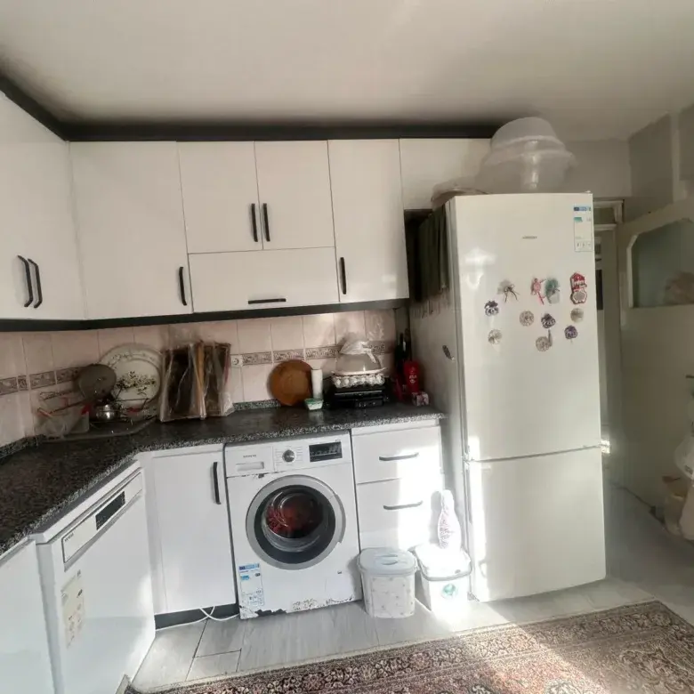HÜRRİYET MAHALLESİ SANAYİ MEVKİNDE SATILIK DAİRE