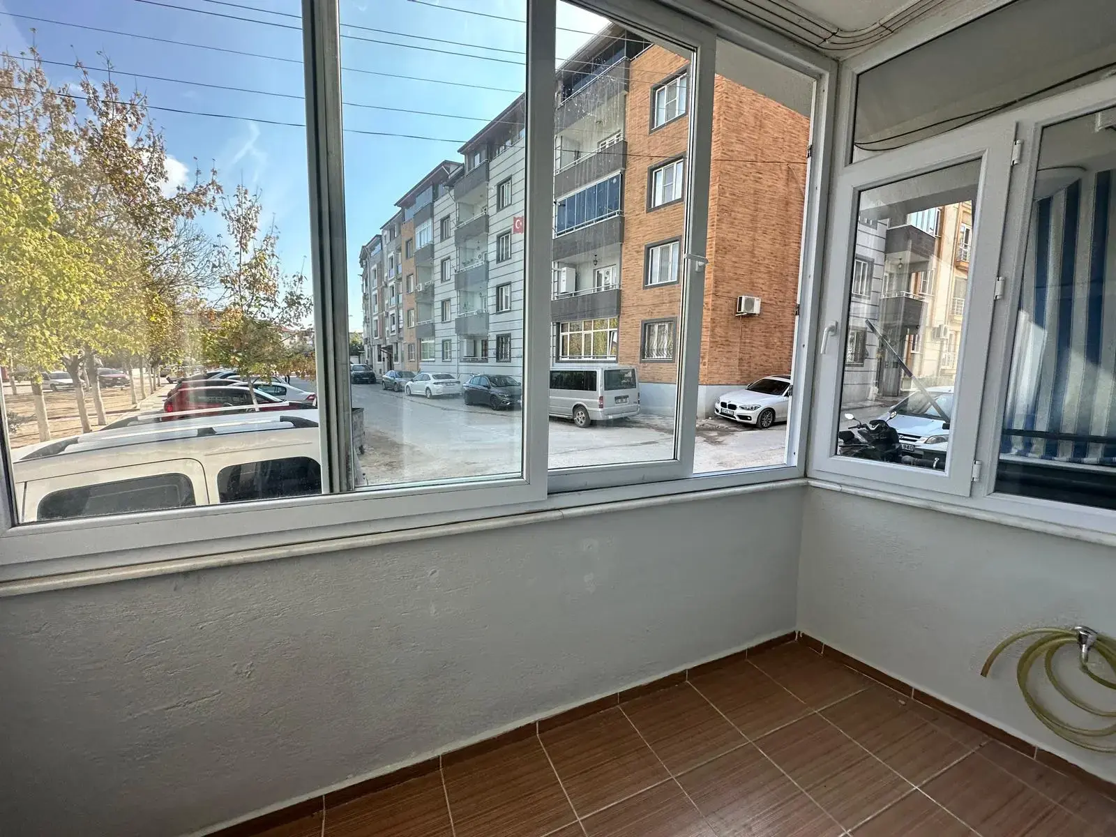 KURTULUŞ MAHALLESİ ESKİ ACİL ARKASI KİRALIK DAİRE