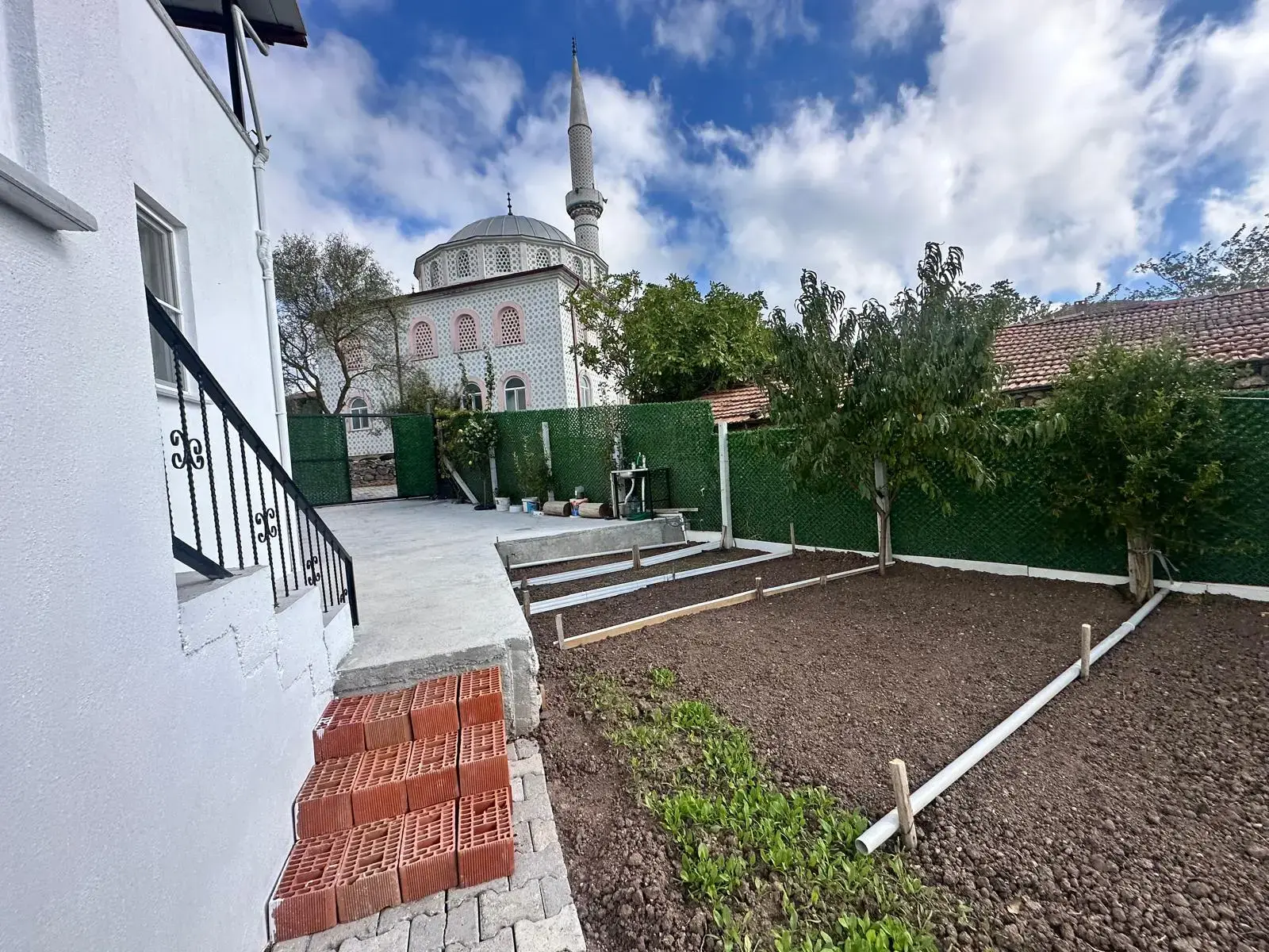 SAVAŞTEPE MİNNETLER KÖYÜNDE SATILIK MÜSTAKİL EV