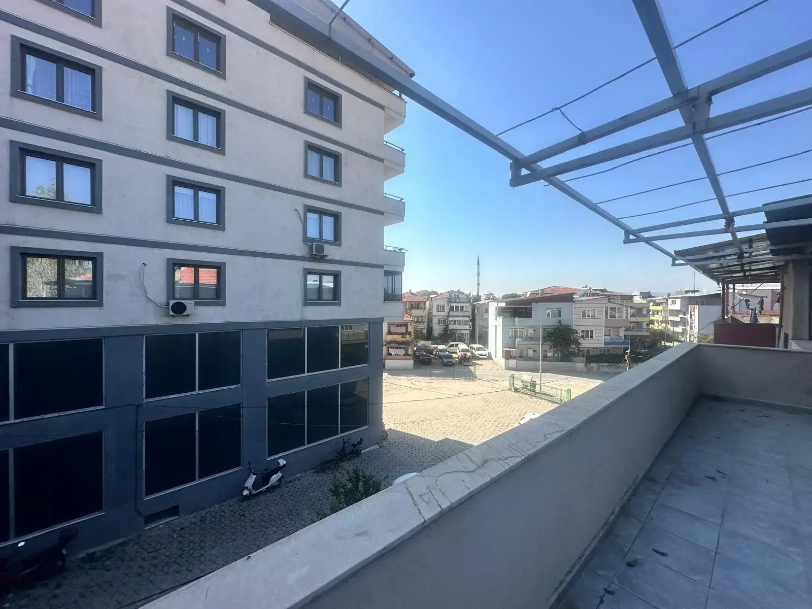 13 EYLÜL MAHALLESİ YENİ MÜESSESE KARŞISI SATILIK MÜSTAKİL EV
