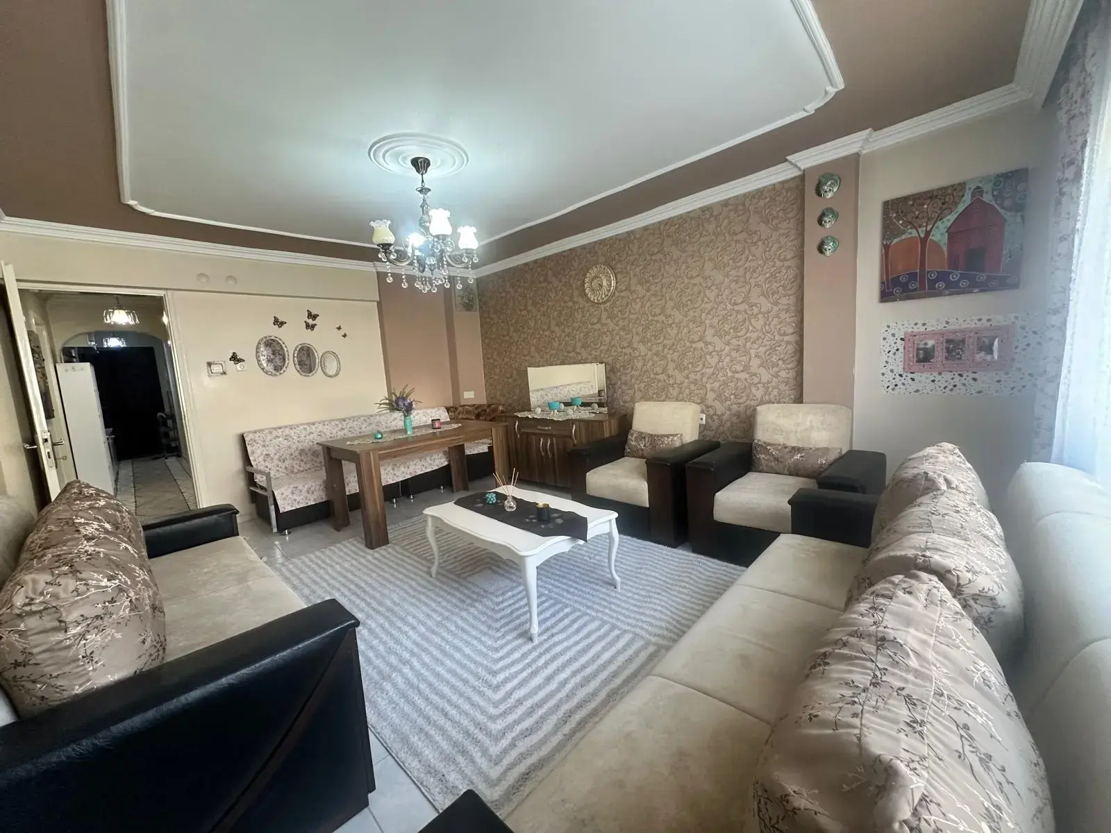 MERKEZDE FATİH CADDESİNE CEPHE SATILIK DAİRE
