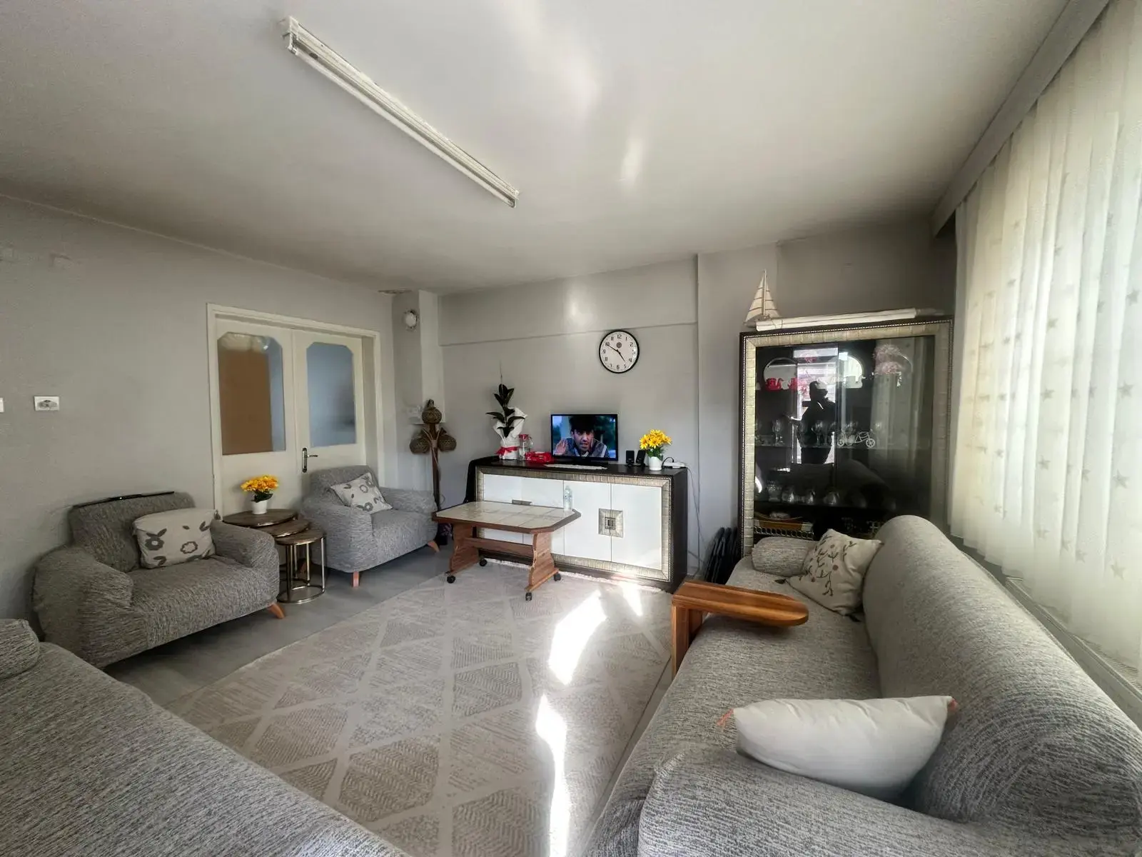 HÜRRİYET MAHALLESİ SANAYİ MEVKİNDE SATILIK DAİRE