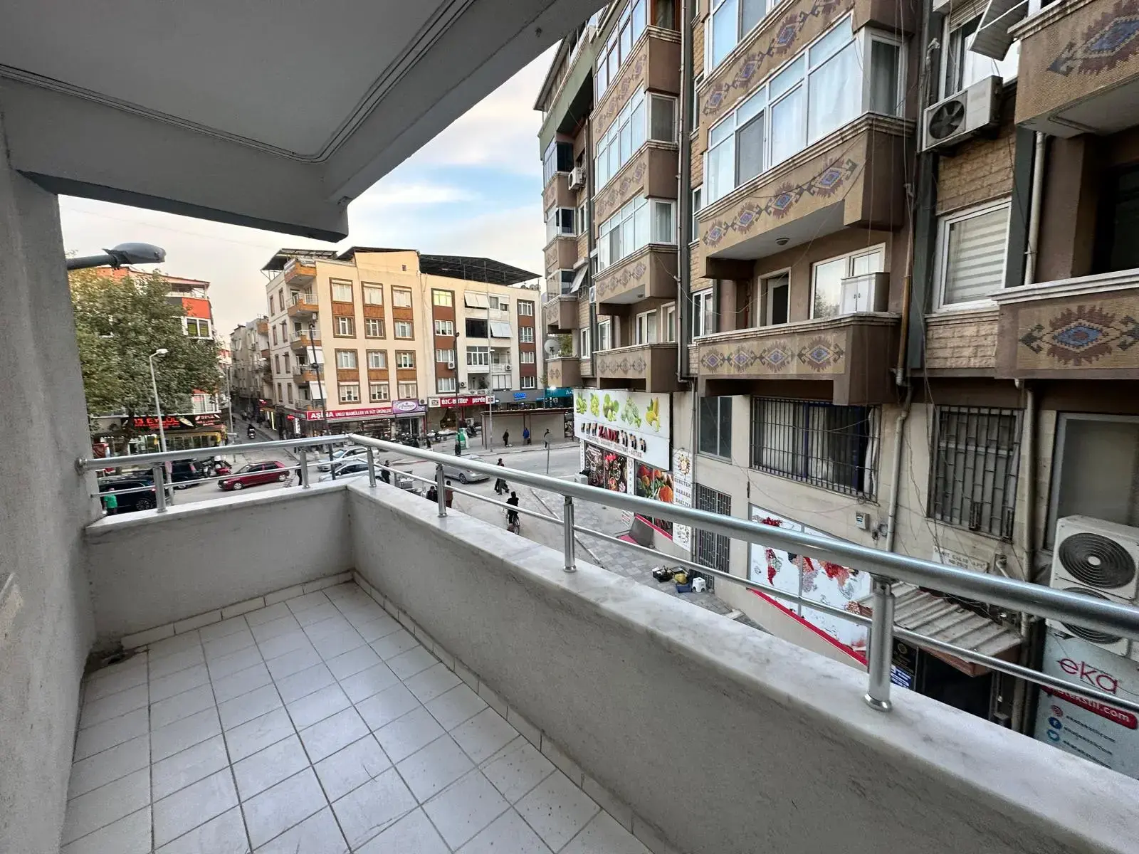 MERKEZDE PEHLİVANOĞLU ÜZERİ KİRALIK DAİRE