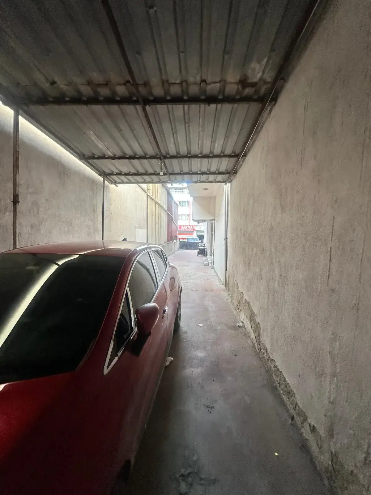 HÜRRİYET MAHALLESİ SANAYİ MEVKİNDE SATILIK DAİRE