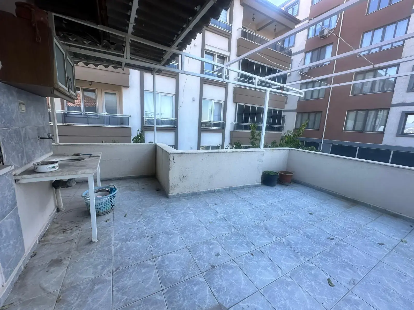 13 EYLÜL MAHALLESİ YENİ MÜESSESE KARŞISI SATILIK MÜSTAKİL EV